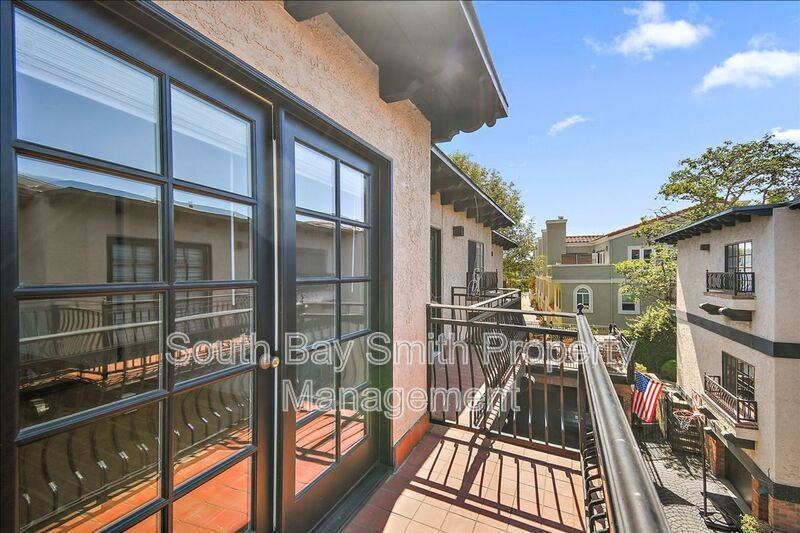 227 S Irena Ave #4 - Photo 2 of 39