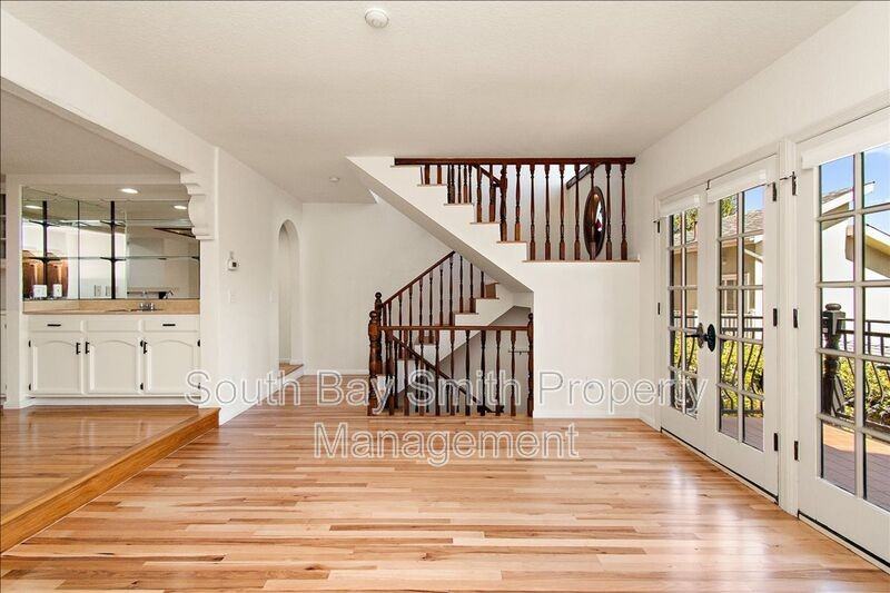 227 S Irena Ave #4 - Photo 4 of 39