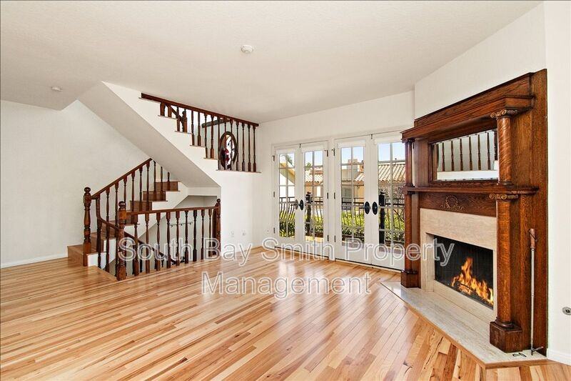 227 S Irena Ave #4 - Photo 6 of 39
