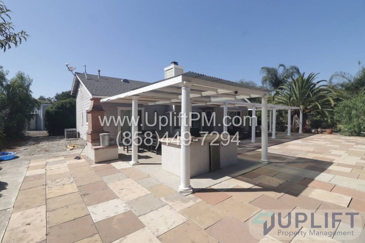 22845 Vista Ramona Rd - Photo 2 of 10