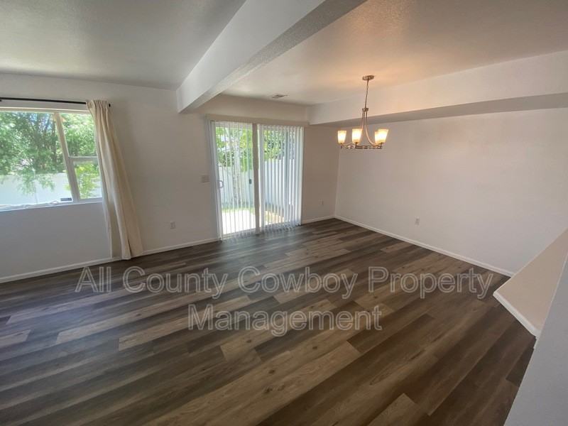 331 Annie Morgan Ct - Photo 5 of 15