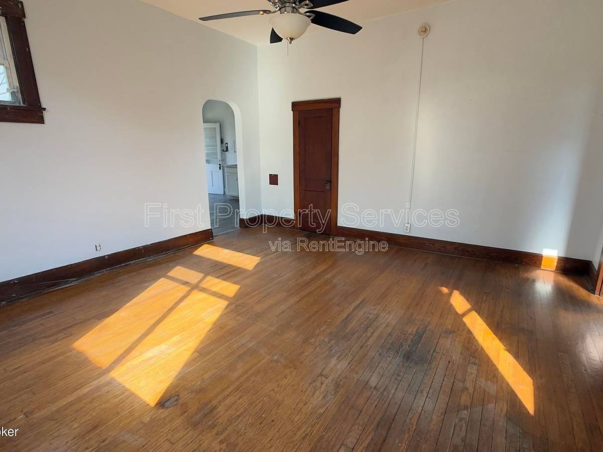2121 Culbertson Ave #D - Photo 3 of 10