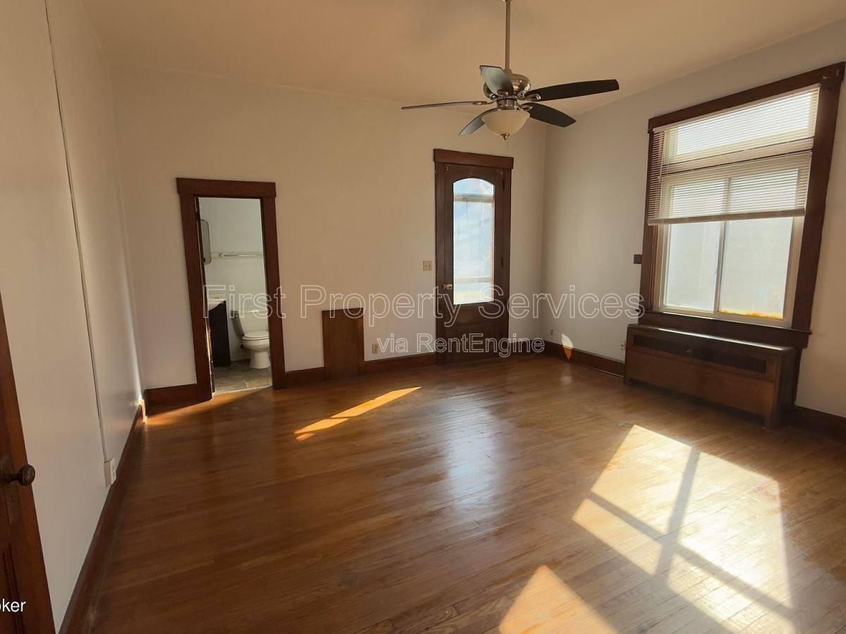 2121 Culbertson Ave #D - Photo 5 of 10