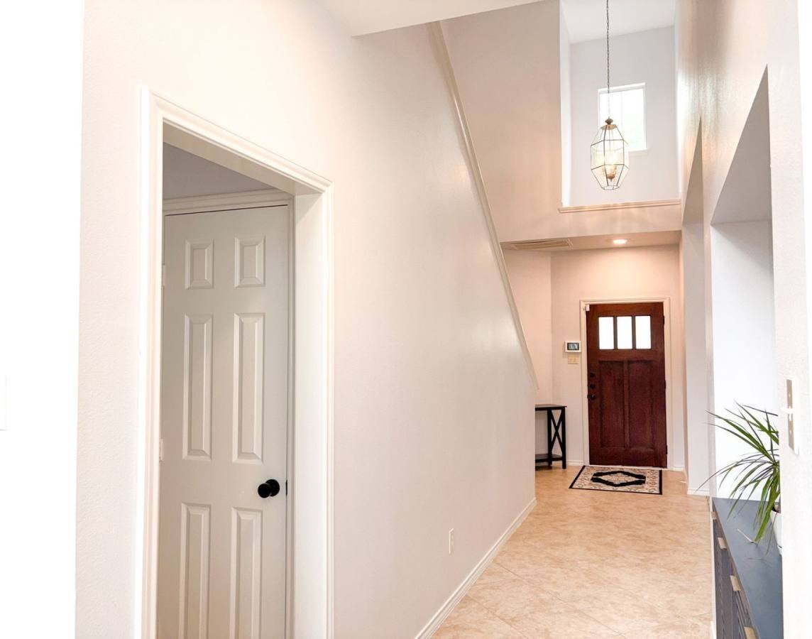 863 Dawn Sky Ln - Photo 3 of 10