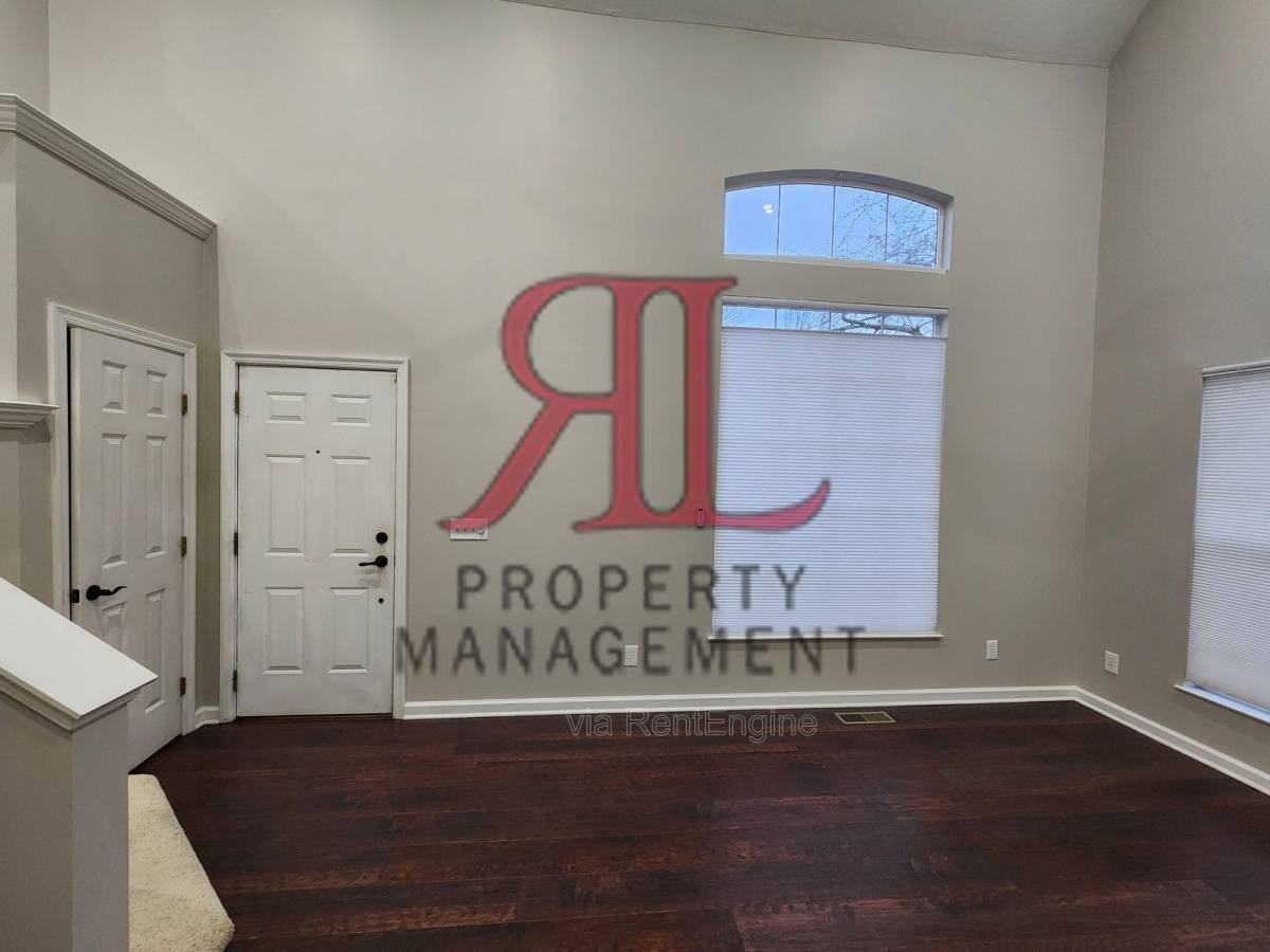 6716 Bethany Dr - Photo 3 of 10