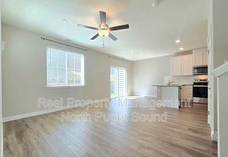 8303 Gilman Way - Photo 4 of 24