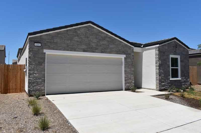 4481 N San Miguel Ave - Photo 3 of 34