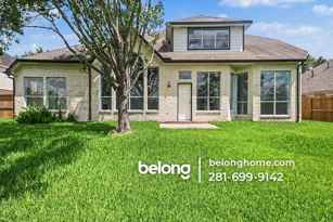 2855 Everett Dr  