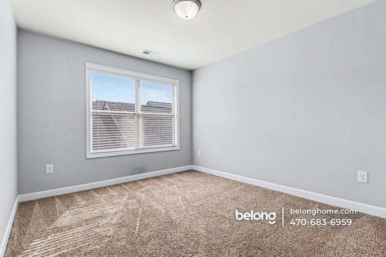 8005 Pierpoint Ln - Photo 7 of 17