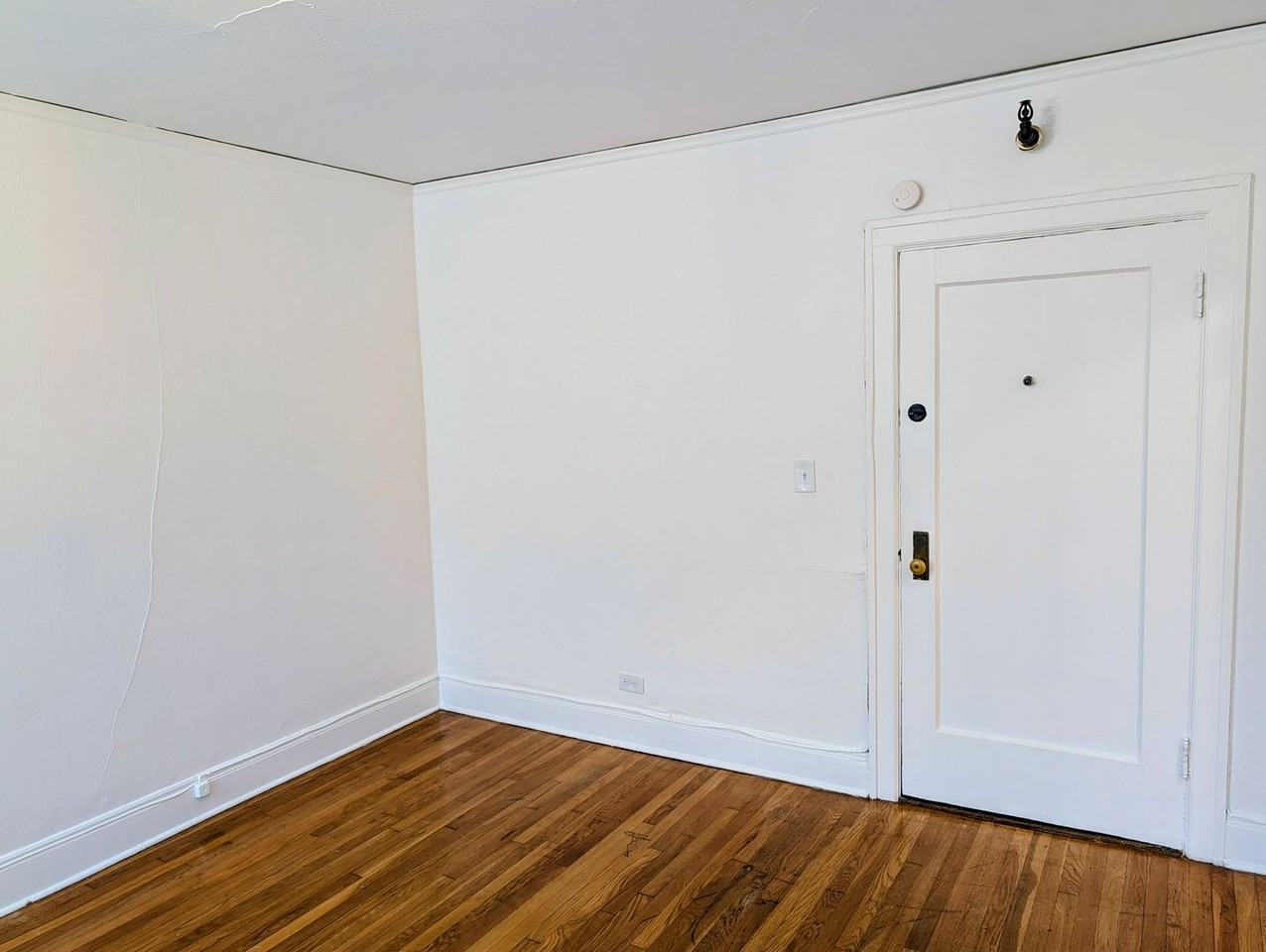 Greenway Apartments - Photo 7 of 49