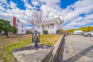 featured image of 2919 Pawtucket Ave ##2