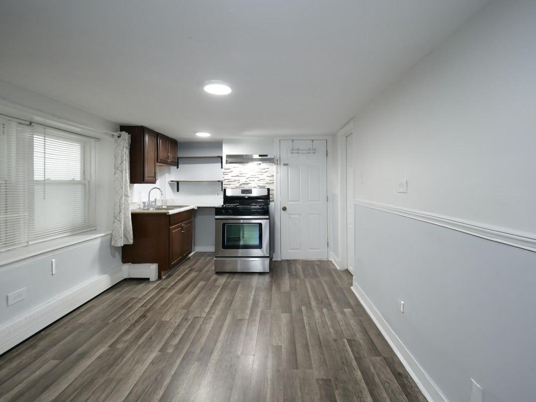 3250 N Albany Ave ##G - Photo 6 of 18
