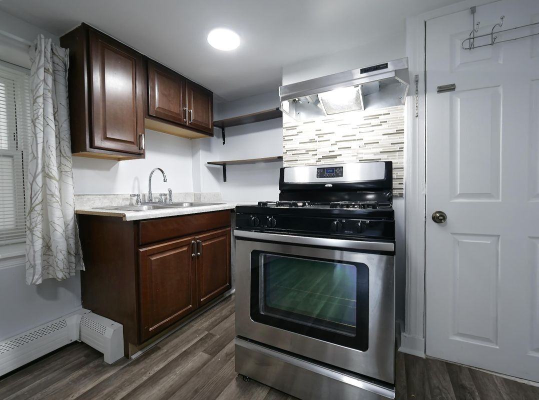 3250 N Albany Ave ##G - Photo 7 of 18