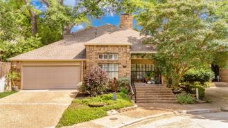 6908 Hillpark Dr - Photo 1 of 1