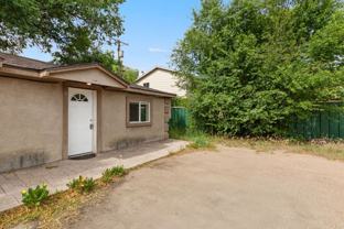 303 N Santa Fe Ave - Photo 1 of 1