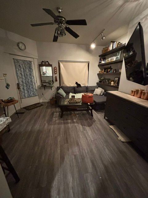 1315 W Porter St - Photo 2 of 10