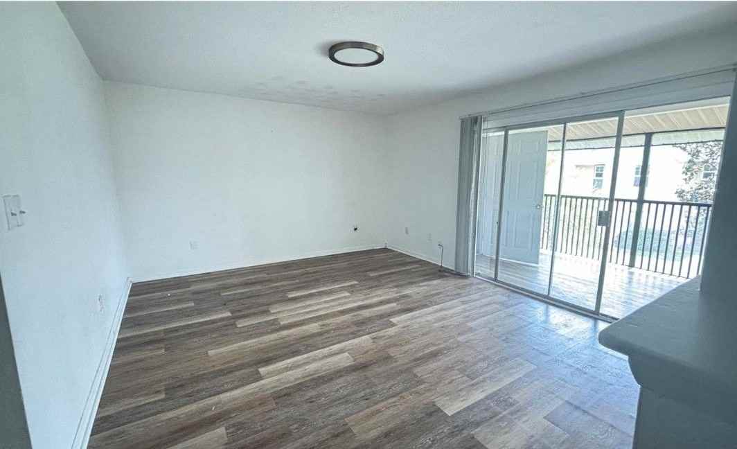 860 Sky Lake Cir - Photo 3 of 3
