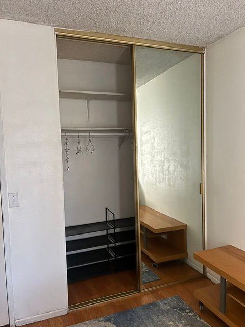 1471 Cypress St - Photo 3 of 4