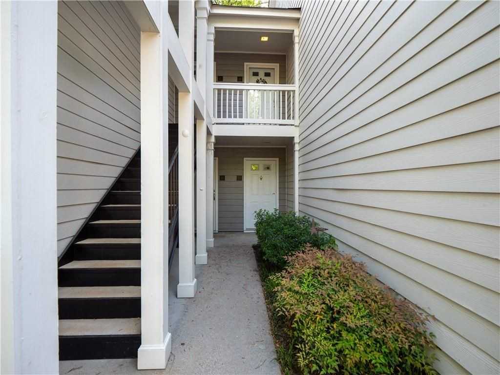 43 Arbor End Se - Photo 2 of 40