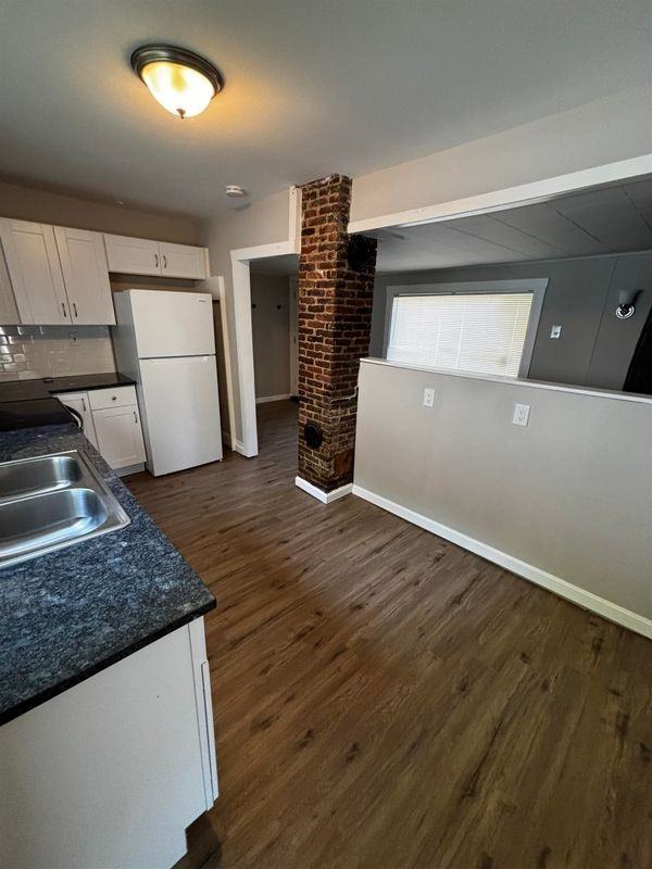 66 Richmond Rd ##C - Photo 3 of 13