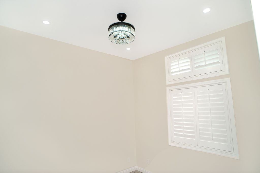 13310 Glenoaks Blvd - Photo 2 of 30