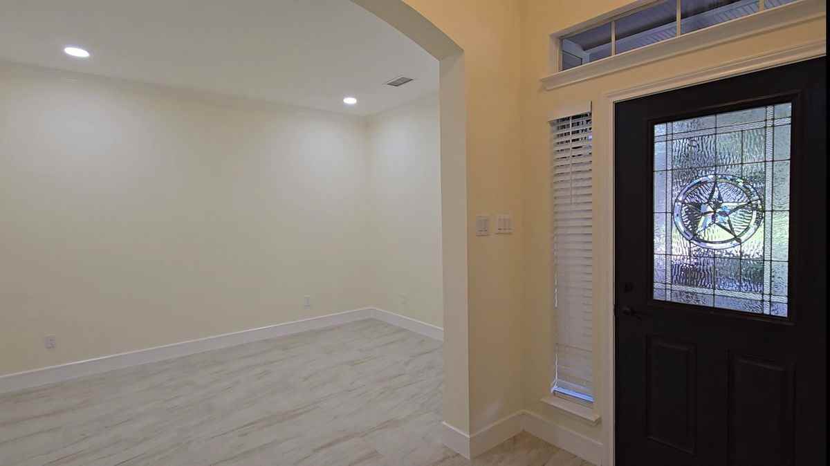 5510 Cedaredge Ct - Photo 3 of 26