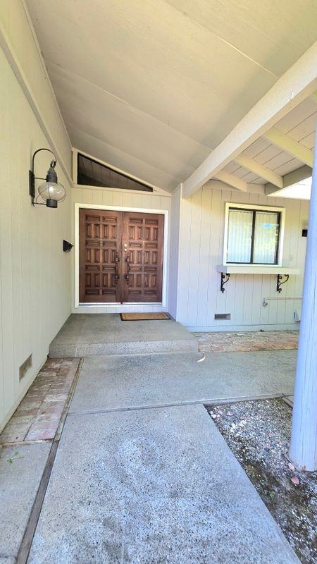 6480 Havenside Dr - Photo 4 of 27