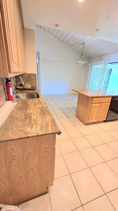 6480 Havenside Dr - Photo 7 of 27