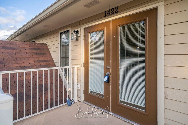 5001 Grande Dr #1422 - Photo 3 of 20