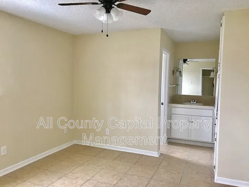 1206 Bundrant Dr - Photo 2 of 6