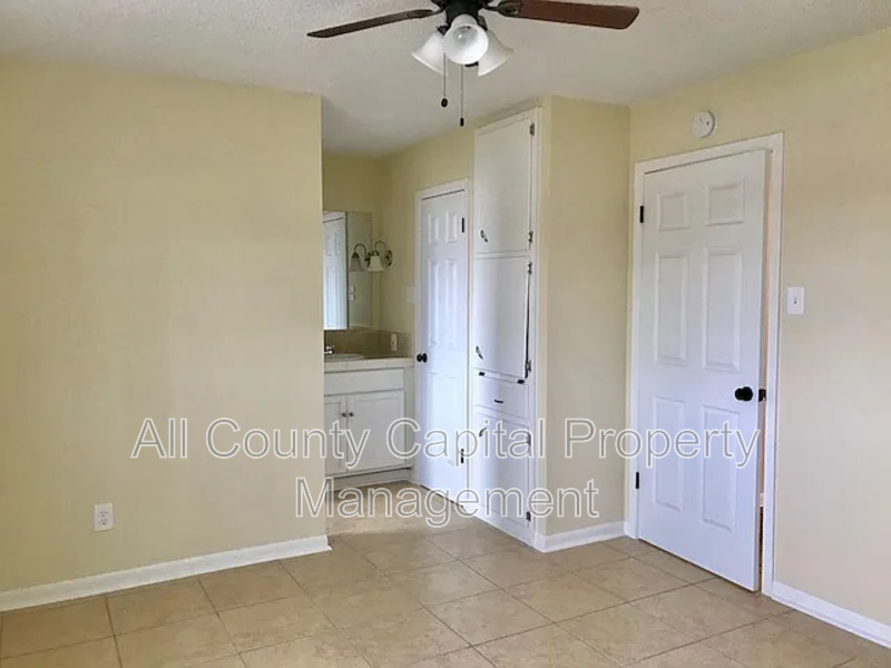 1206 Bundrant Dr - Photo 4 of 6