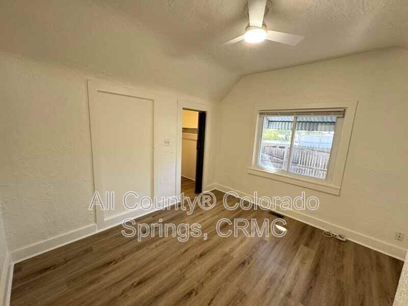 2430 W Vermijo Ave - Photo 3 of 30