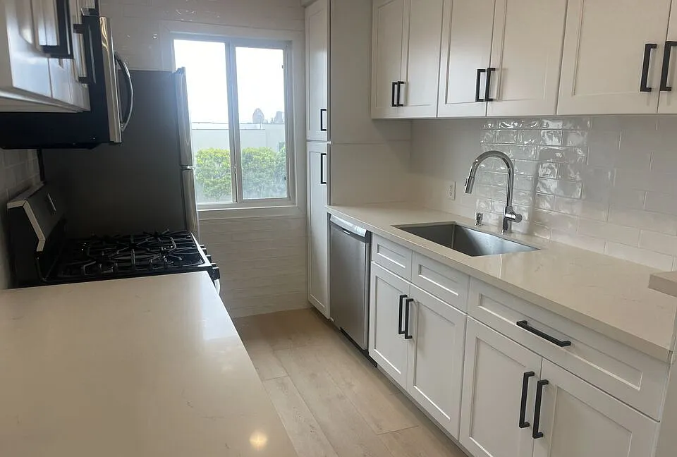 22347 Pacific Coast Hwy - Photo 2 of 16