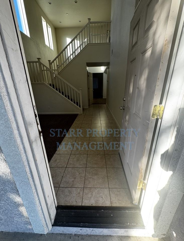 3500 Loggerhead Way - Photo 2 of 20
