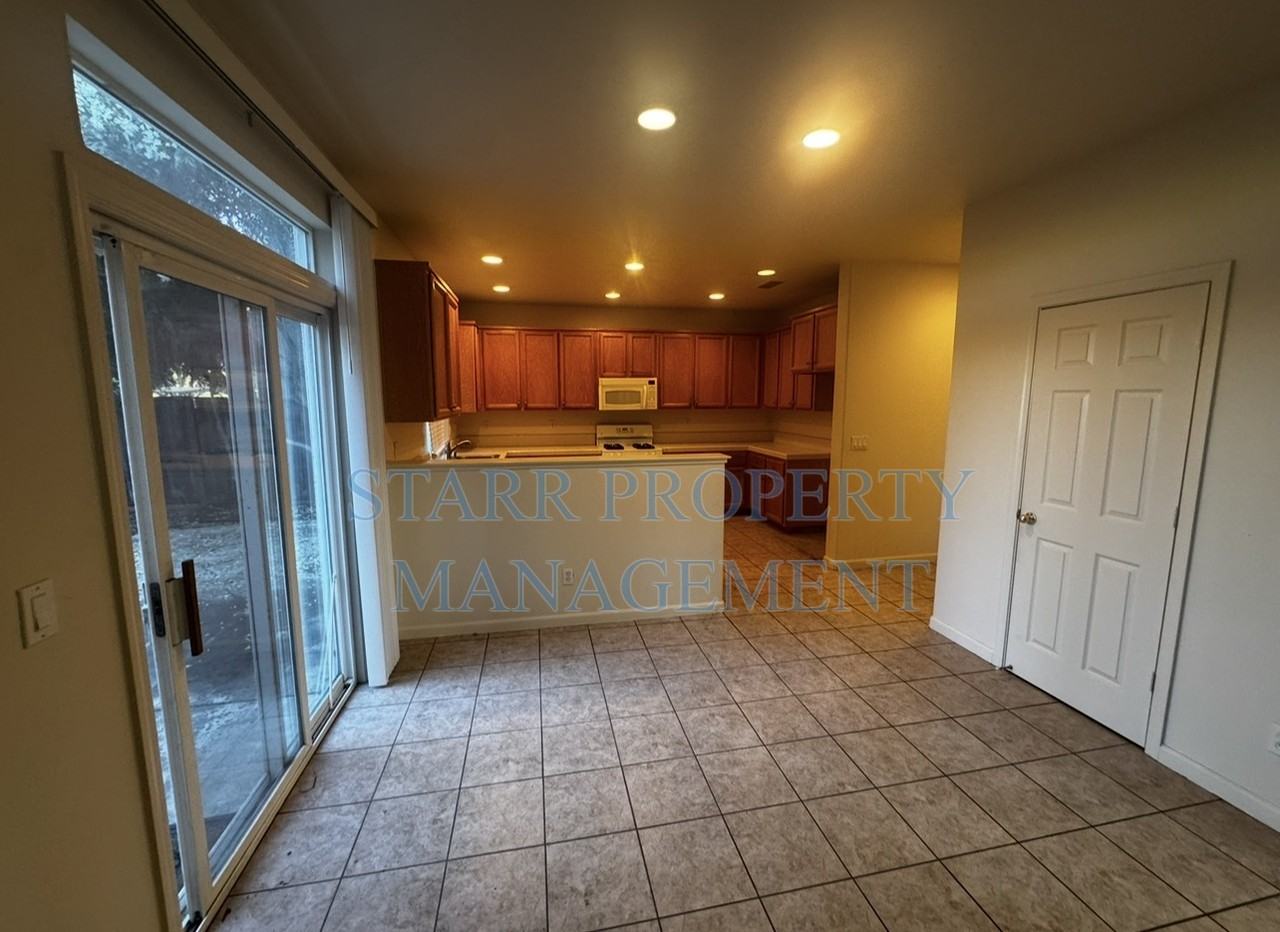 3500 Loggerhead Way - Photo 5 of 20