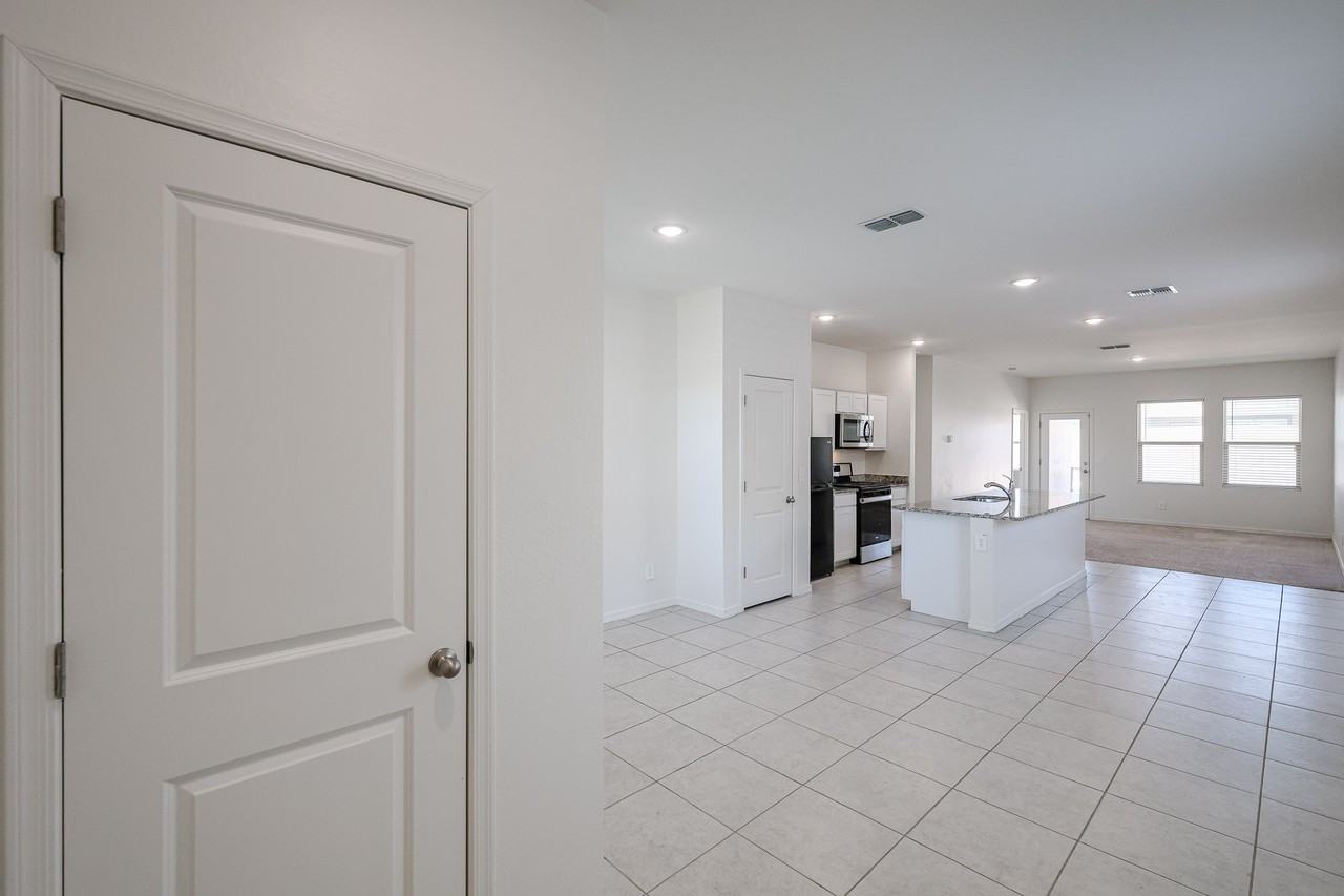 5720 W Sunrise Dr - Photo 6 of 47