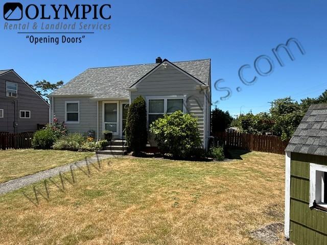 662 N Hawthorne St - Photo 2 of 9