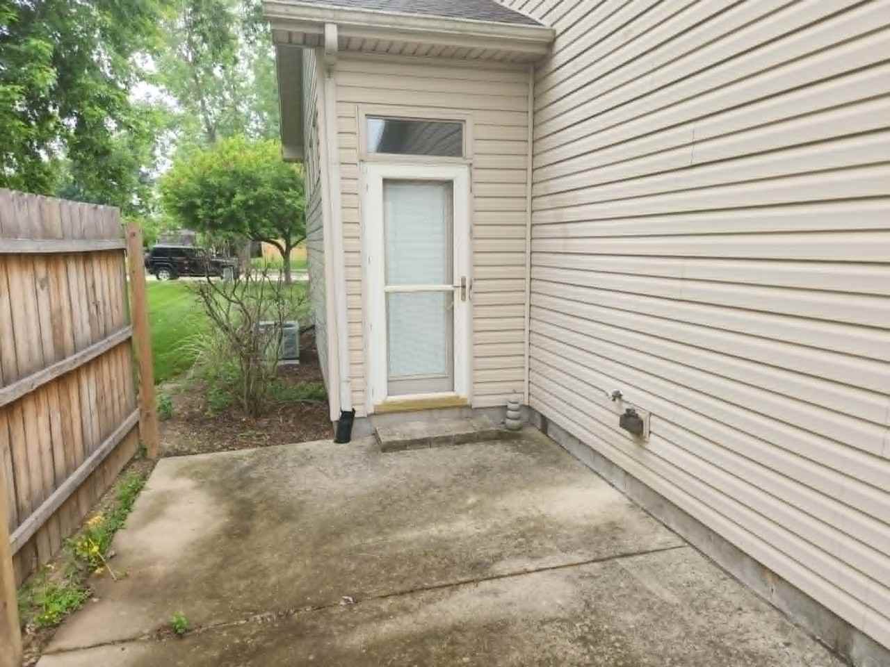 20 Clinchfield Ct - Photo 3 of 19