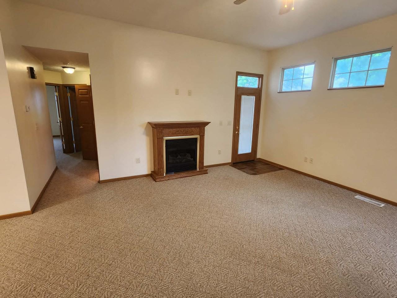 20 Clinchfield Ct - Photo 6 of 19