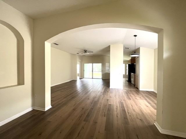 5009 Gato Del Sol Cir - Photo 5 of 18