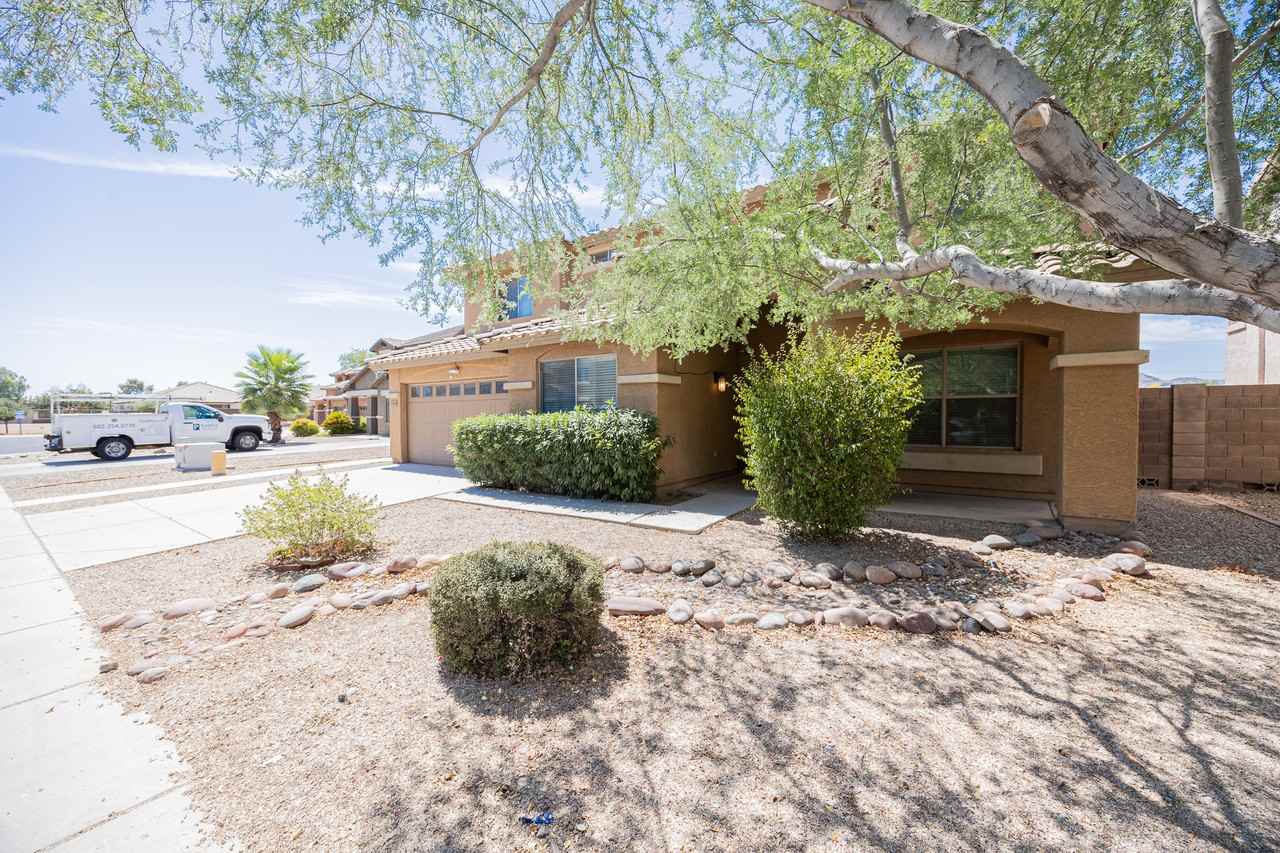 2913 W Fremont Rd - Photo 3 of 39