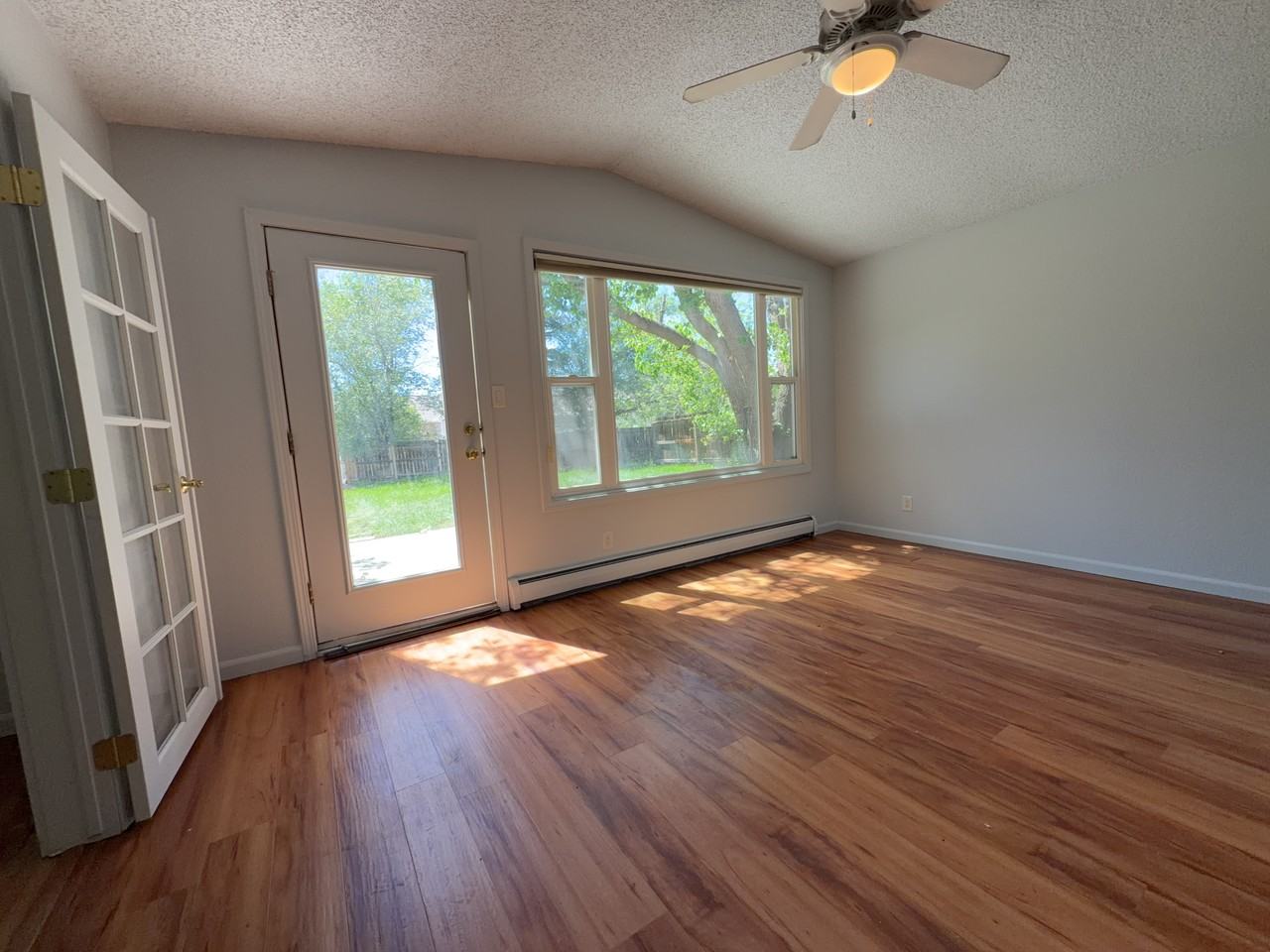 2921 Main St - Photo 3 of 19