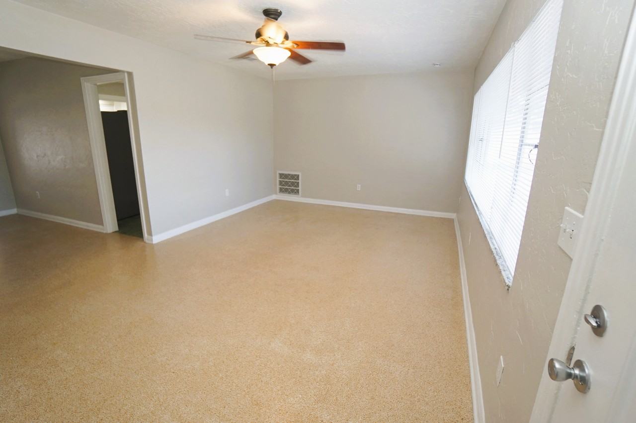 206 S West Shore Blvd - Photo 2 of 21