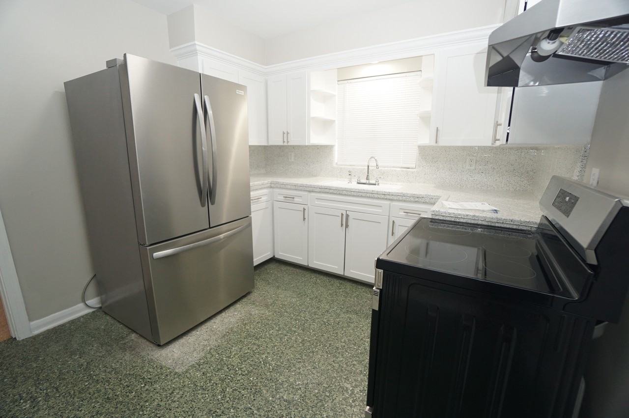 206 S West Shore Blvd - Photo 7 of 21
