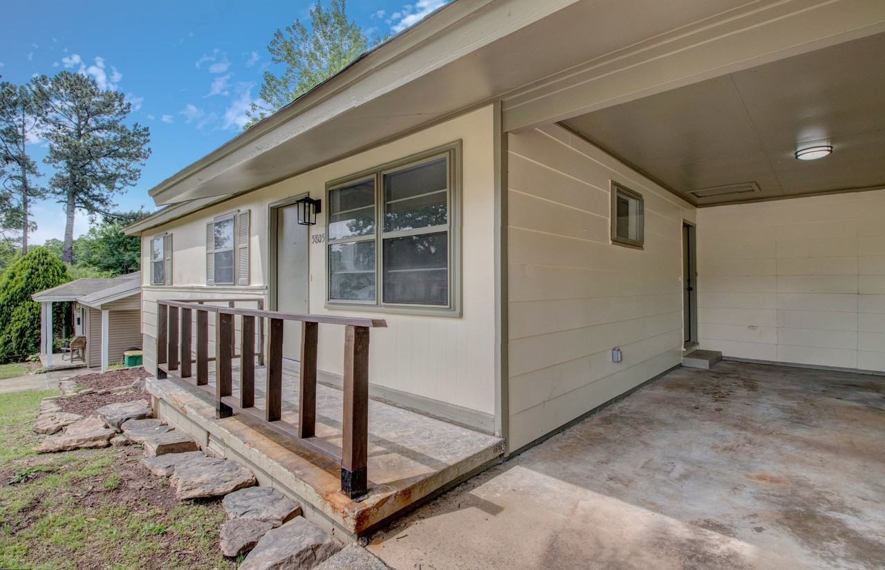 5805 Wisteria Ct - Photo 2 of 18
