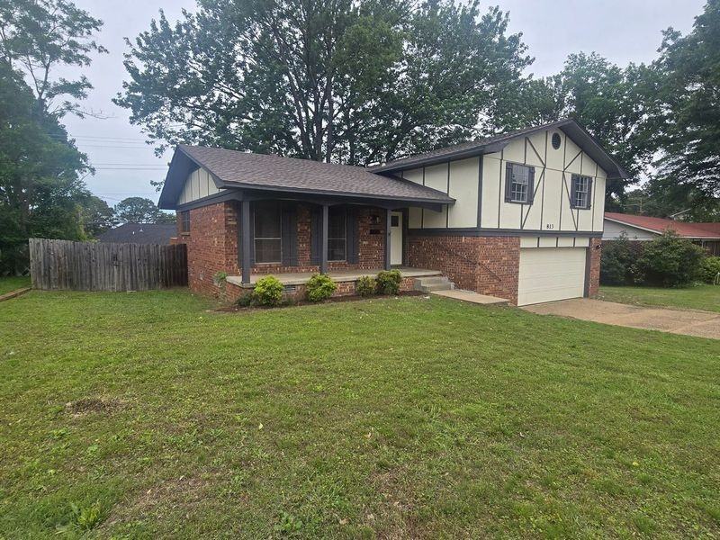 813 W A Ave - Photo 2 of 5
