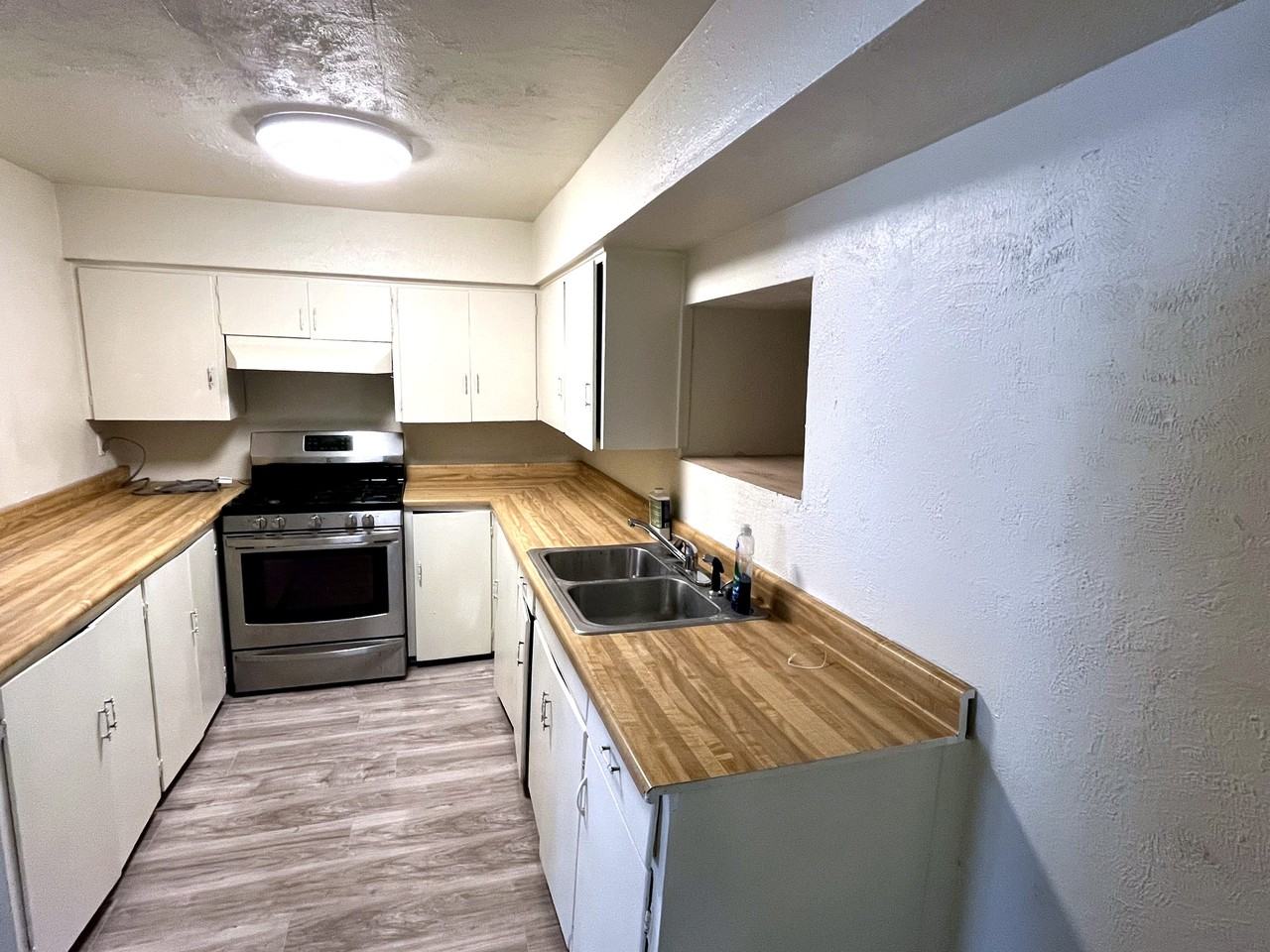 10042 4th St Nw - Photo 6 of 22