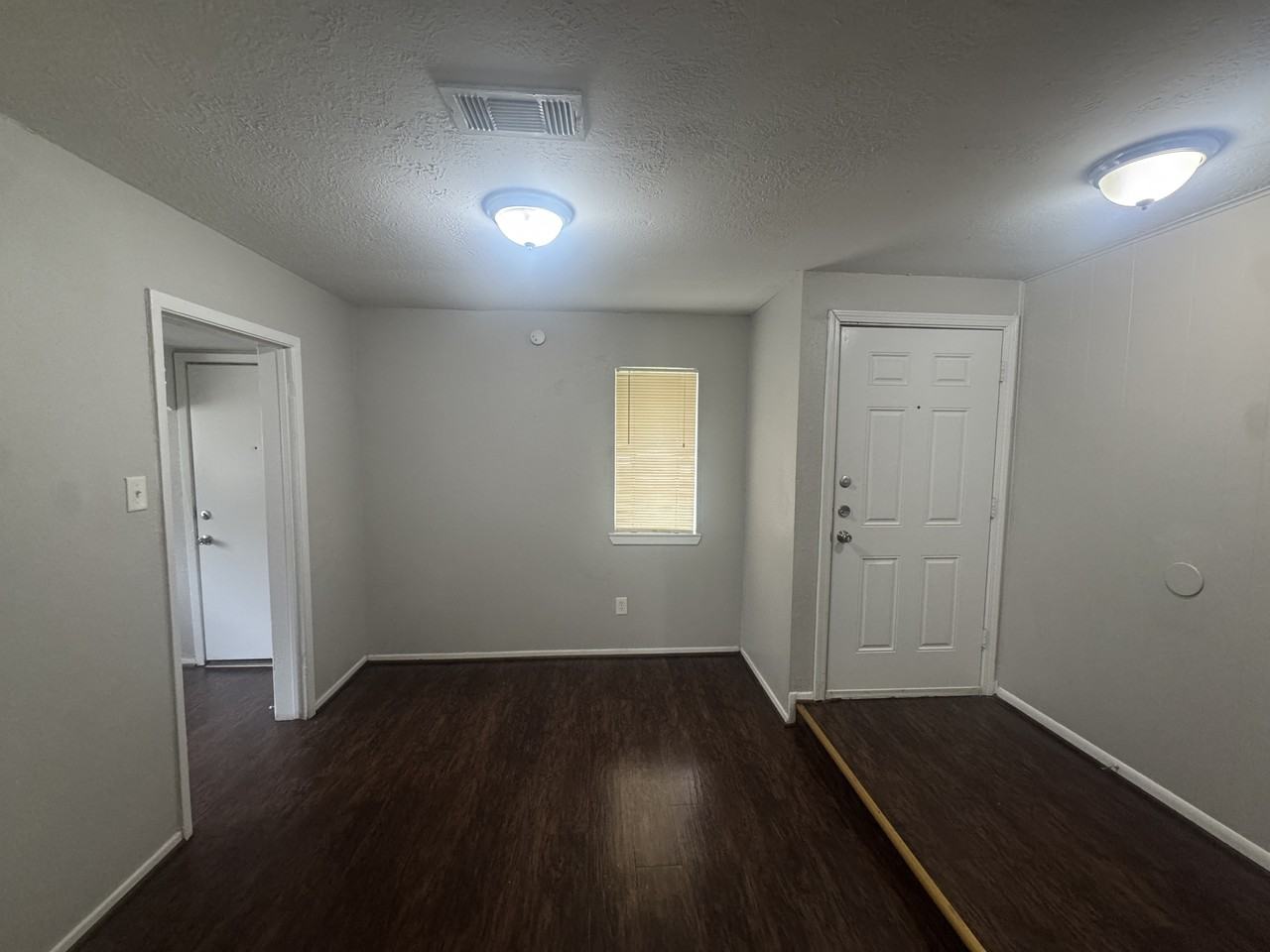23139 Lestergate Dr - Photo 3 of 20