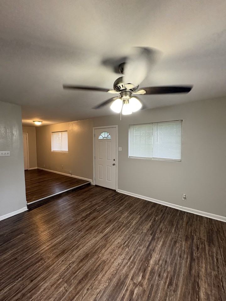 2816 Boyd St - Photo 3 of 15