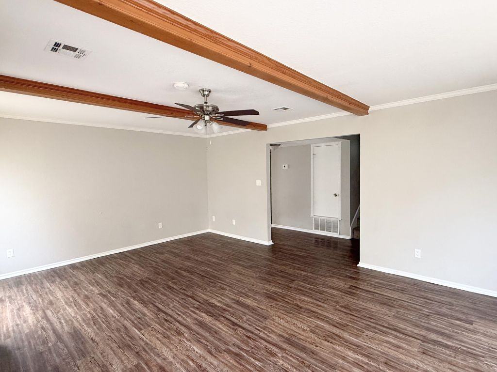 1110 E 137th Pl - Photo 3 of 23